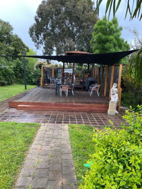 Plantation House Bathurst 109Mitre - Surfers Gold Coast 1