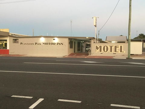 Plantation Park Motor Inn - Surfers Gold Coast 1