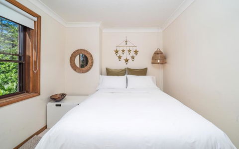 Point Clare - Relax And Unwind - Greenery & Birdsongs - Surfers Gold Coast 0