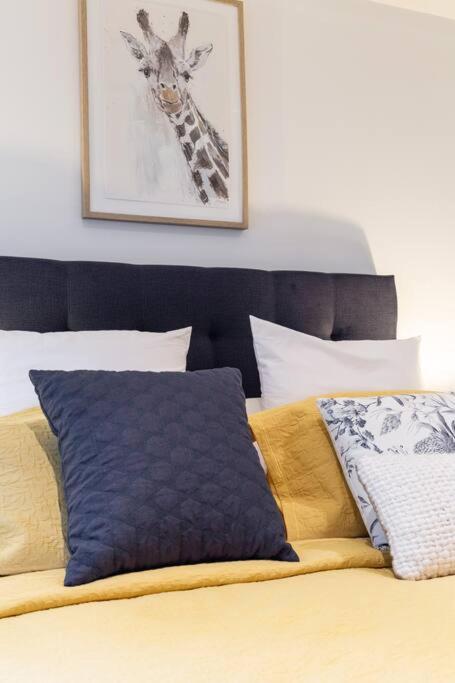 PORT MELBOURNE - A Stay At The Bay - Surfers Gold Coast 3