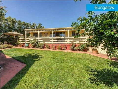 Portarlington Holiday Apartment - Surfers Gold Coast 1