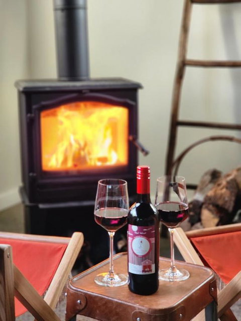 Red Door Collective - RDC Vineyard Estate, Luxury Adult Only Stay - Surfers Gold Coast 2