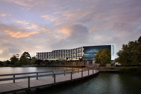 Punthill Caroline Springs - Surfers Gold Coast 0