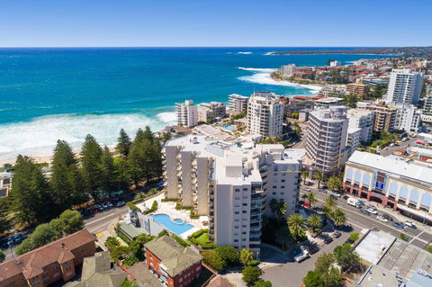 Quest Cronulla Beach - Surfers Gold Coast 3
