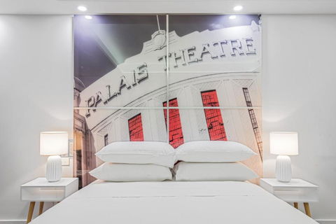Quirky Studio With Sleek Decor In St Kilda - Surfers Gold Coast 2