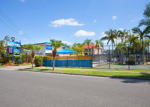 Raceways Motel - Surfers Gold Coast 1