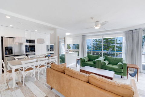 Rainbow Bay - 2BR Haven - Surfers Gold Coast 0