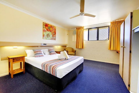 Raintree Motel - Surfers Gold Coast 2