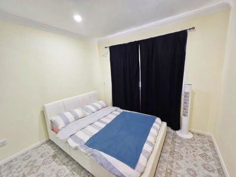 Realhome - Surfers Gold Coast 0