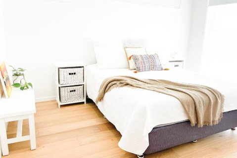 Red Brick Central Retreat - Surfers Gold Coast 3