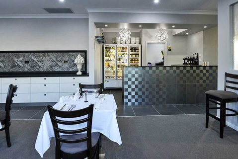 Astro Dish Motor Inn - Surfers Gold Coast 3
