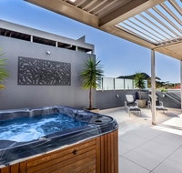 Aura 13 - Shoal Bay - Surfers Gold Coast