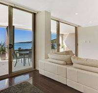 Aura apartment with Spectacular Views - Surfers Gold Coast