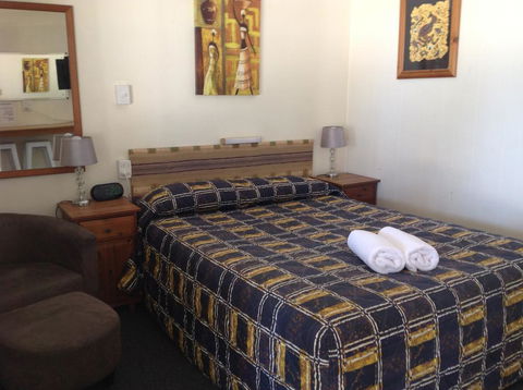 Ayr Max Motel - Surfers Gold Coast 0