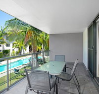 Baden 77 - Rainbow Shores Pools Outdoor Spa Walk to Beach - Surfers Gold Coast