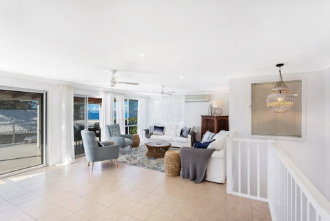 Bagnall Avenue, 1 - Surfers Gold Coast 1