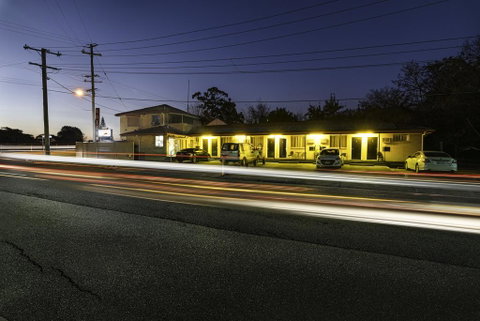 Bald Hills Motel - Surfers Gold Coast 1