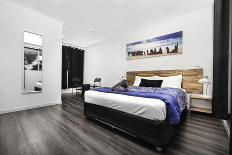 Bald Hills Motel - Surfers Gold Coast 3