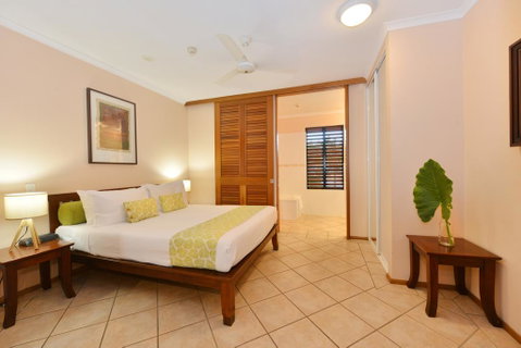 Balinese Breeze - Surfers Gold Coast 2