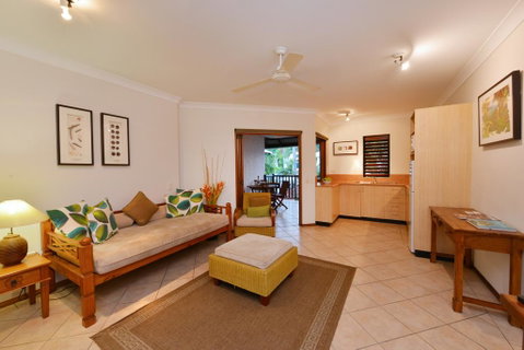Balinese Style Apartment - Surfers Gold Coast 0