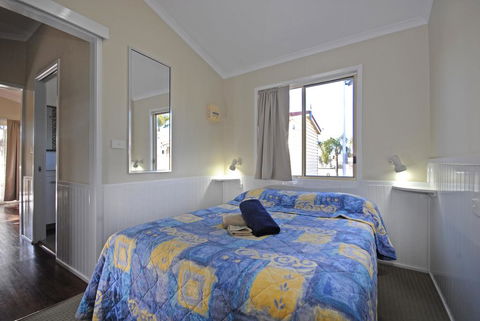 Barrack Point Holidays - Surfers Gold Coast 2