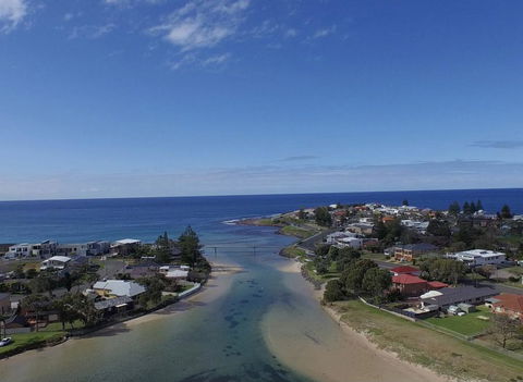 Barrack Point Holidays - Surfers Gold Coast 0