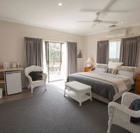 Batemans Bay Manor - Bed and Breakfast - Surfers Gold Coast