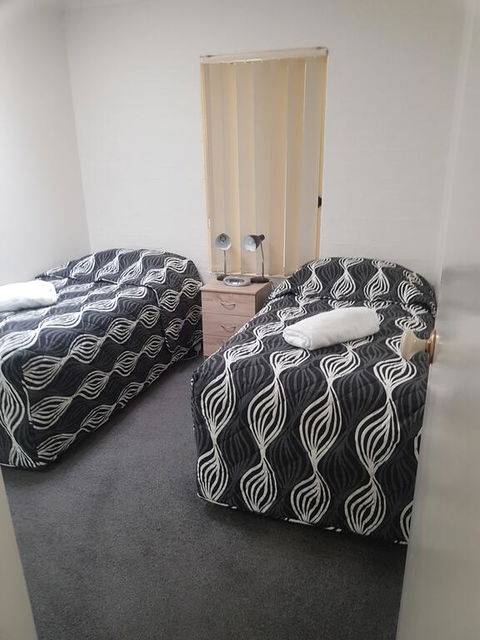 Bayview Apartments - Surfers Gold Coast 3