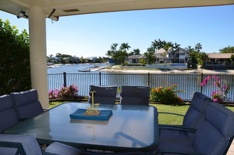 Bayz Maroochy Waters - Surfers Gold Coast 1
