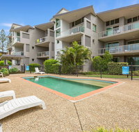 BEACH BLISS LUXURIOUS APARTMENT with POOL - Surfers Gold Coast