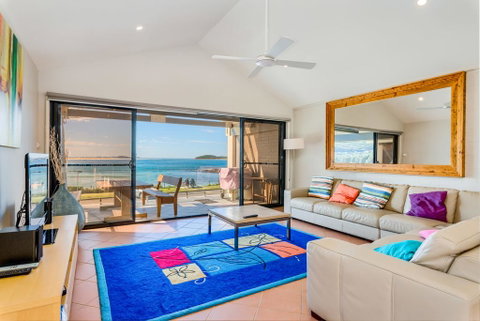 Beach Duplex 72b Marine Dr - Fingal Bay - Surfers Gold Coast 2