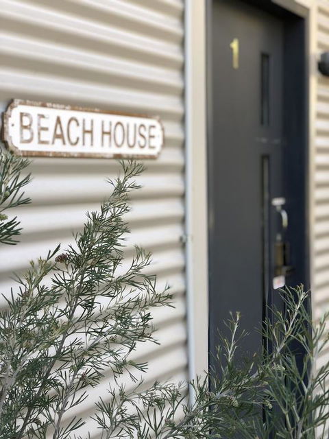 Beach Holiday Apartments - Surfers Gold Coast 3