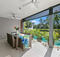 Beachfront Apartment with Ocean Views - Surfers Gold Coast