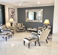 Beachfront Apartment- Paringa - Surfers Gold Coast