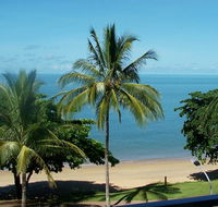 Beachfront Apartments on Trinity Beach - Surfers Gold Coast