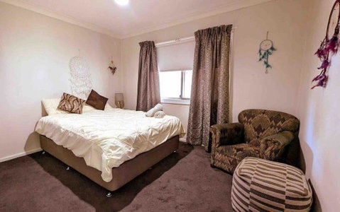 Red Steps - Family & Pet Friendly - Surfers Gold Coast 1