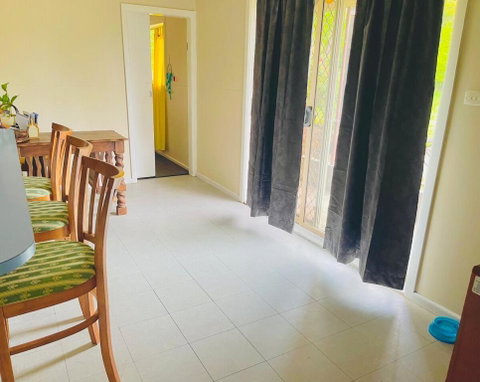 Red Steps - Family & Pet Friendly - Surfers Gold Coast 3
