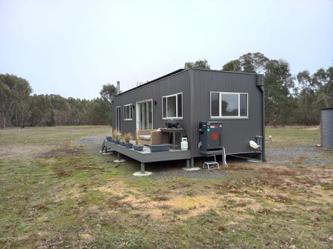 Redman View Luxury Lakeside Cabin - Surfers Gold Coast 2