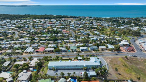 Reef Adventureland Motor Inn - Surfers Gold Coast 2