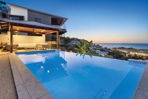 Relax & Daydream At 2 Elementa - Surfers Gold Coast 0