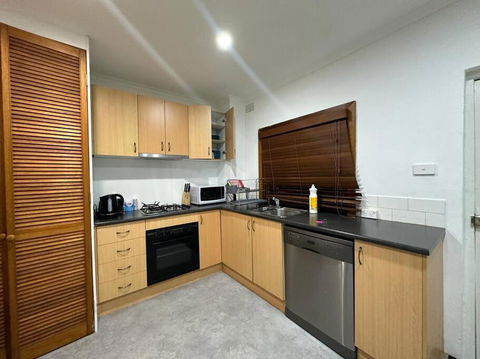 Remarkable 2 Bedroom House At The Centre Of Darlinghurst - Surfers Gold Coast 2