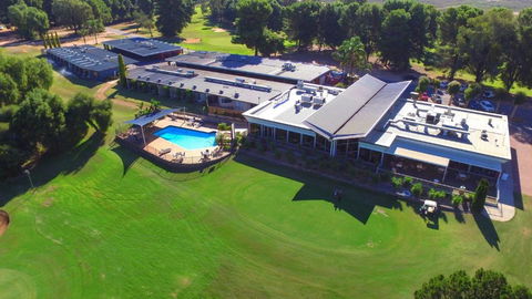 Renmark Country Club - Surfers Gold Coast 0