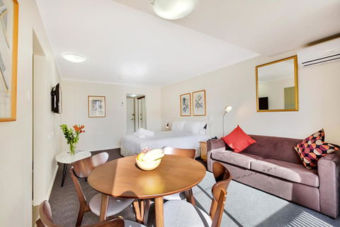 Renovated Stylish Studio - Surfers Gold Coast 1