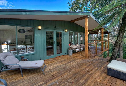 Ribbon Gum Lodge - Surfers Gold Coast 2