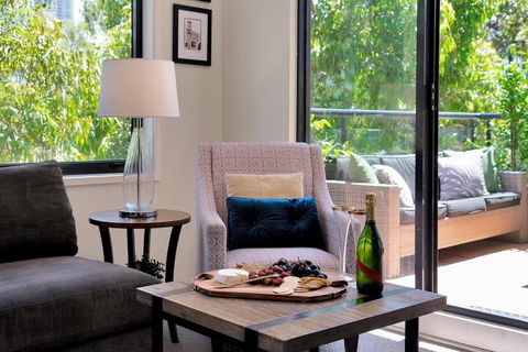 Rivergarden 3 Bedroom Apartment - Surfers Gold Coast 2