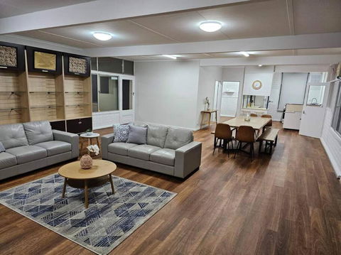 Riverview Haven - Surfers Gold Coast 2