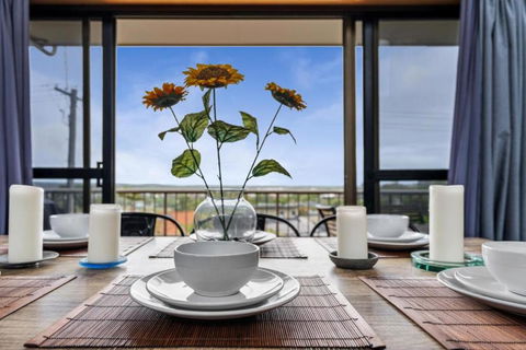 Riverview Holiday Villa - Surfers Gold Coast 0