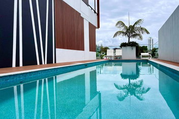 Romantic Apartment In Surfers with Surfers Gold Coast