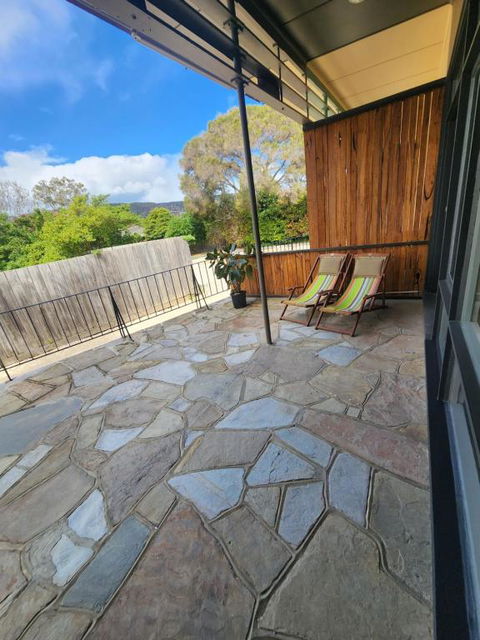 Rosebud Retro Retreat - Surfers Gold Coast 3