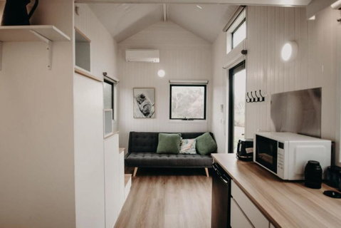 Rosewood Mac By Tiny Away - Surfers Gold Coast 1